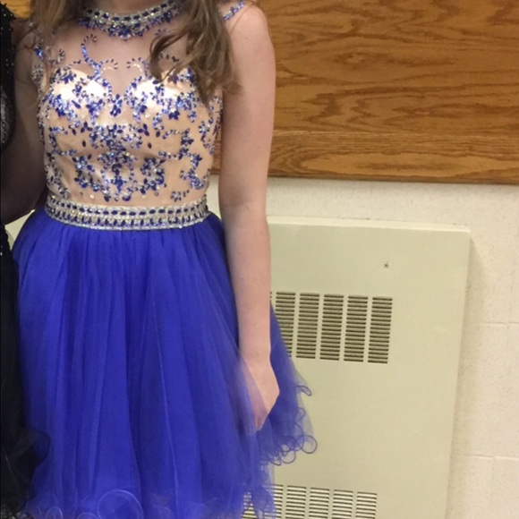 Boutique- Gorgeous Homecoming Dress - Picture 7 of 7